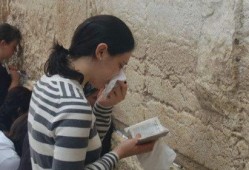 娱乐吃瓜君女子是谁啊,她是谁？背后故事引关注
